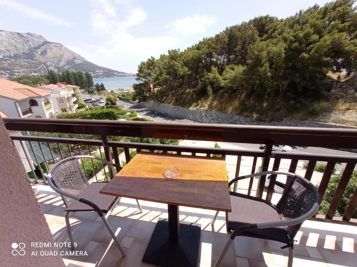 Apartments Mihovil Omiš Exteriör bild